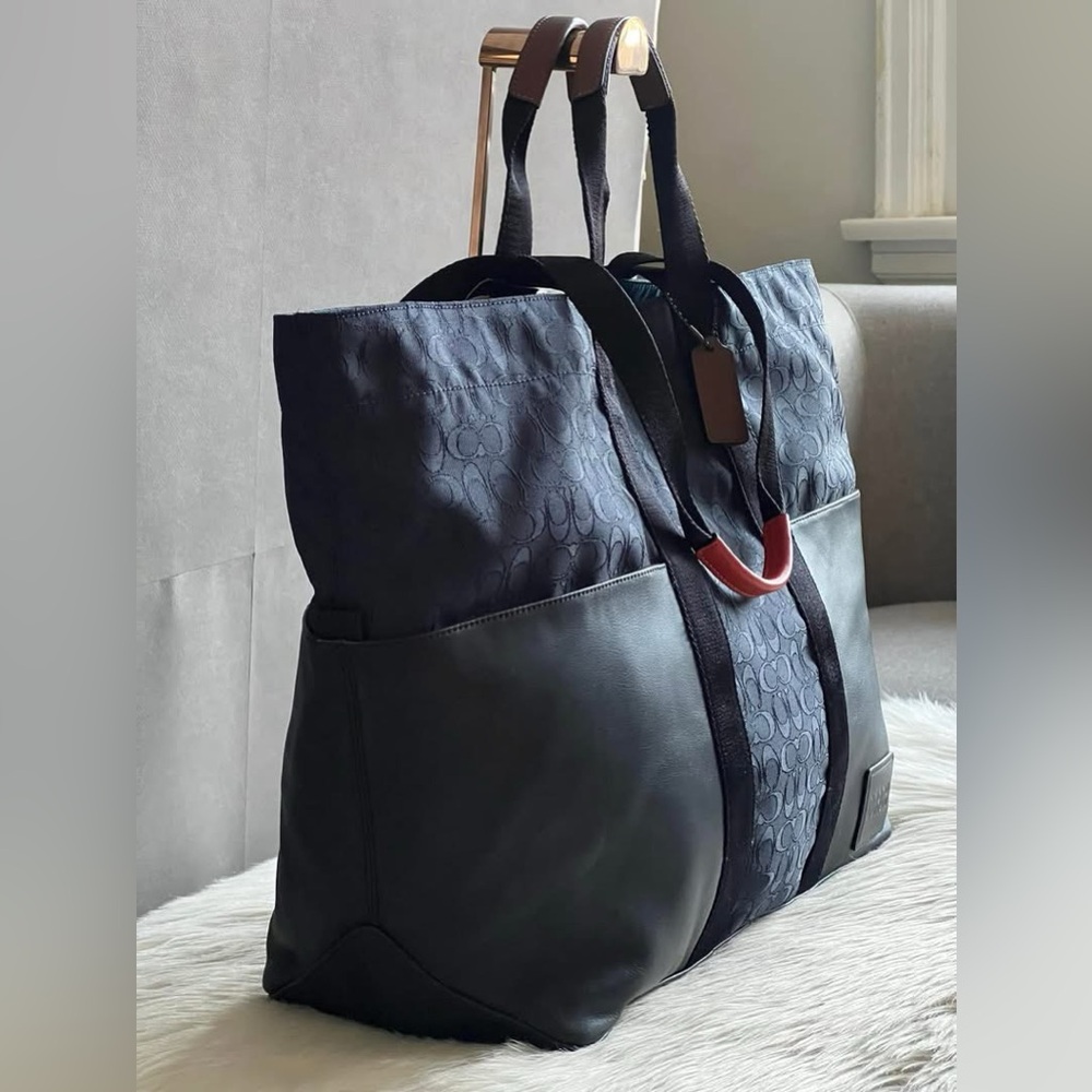 93824- Coach Reversible Pacer Tote In Signature Cordura Fabric With Coach Patch - Picture 2 of 16